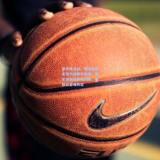 意甲焦点战，博洛尼亚主场力擒那不勒斯，奥尔索利尼传射闪耀，曼联双星难救主