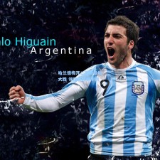 哈兰德梅开二度助曼城大胜 领跑英超射手榜