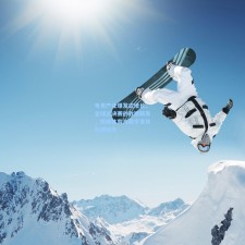 电竞产业爆发式增长，全球总决赛创收视新高，传统体育与数字竞技加速融合