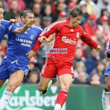 纳达尔关键破发点制胜，鏖战五盘挺进法网半决赛